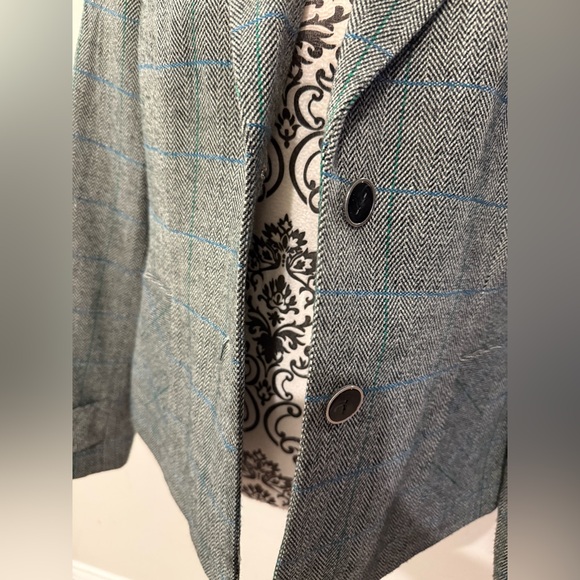 Kasper Gray Plaid Women's Blazer - Picture 6 of 9